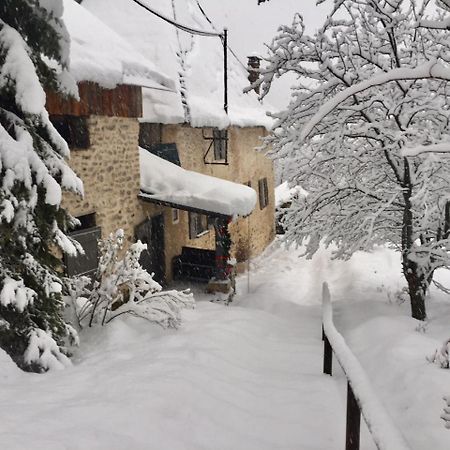Les Means Bed & Breakfast Meolans-Revel Exterior photo